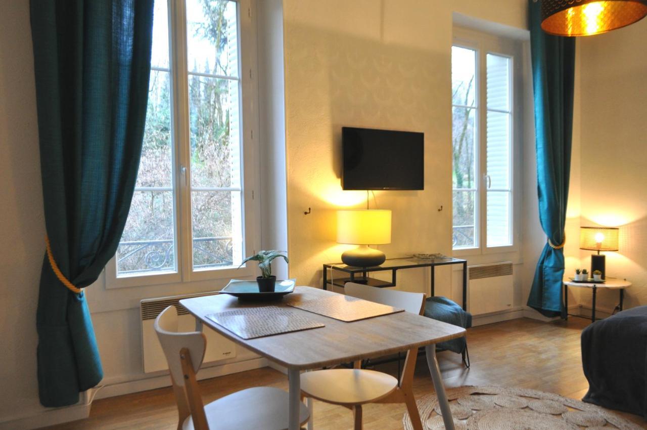 Charme et tranquillité, dans résidence avec piscine, L’APARTÉ - SEJOURAIX Aix-les-Bains Esterno foto