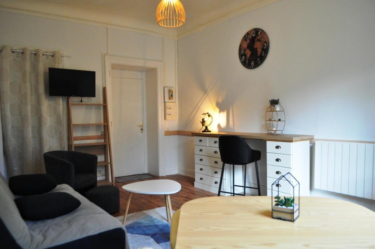 Charme et tranquillité, dans résidence avec piscine, L’APARTÉ - SEJOURAIX Aix-les-Bains Esterno foto